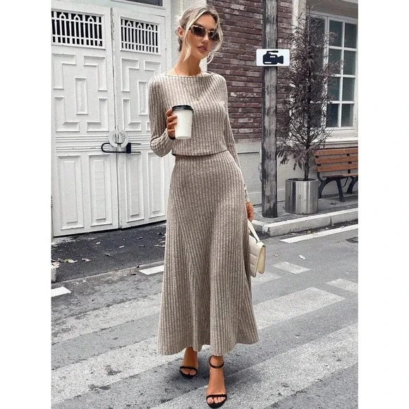 Sold out - Picture 4 of 12